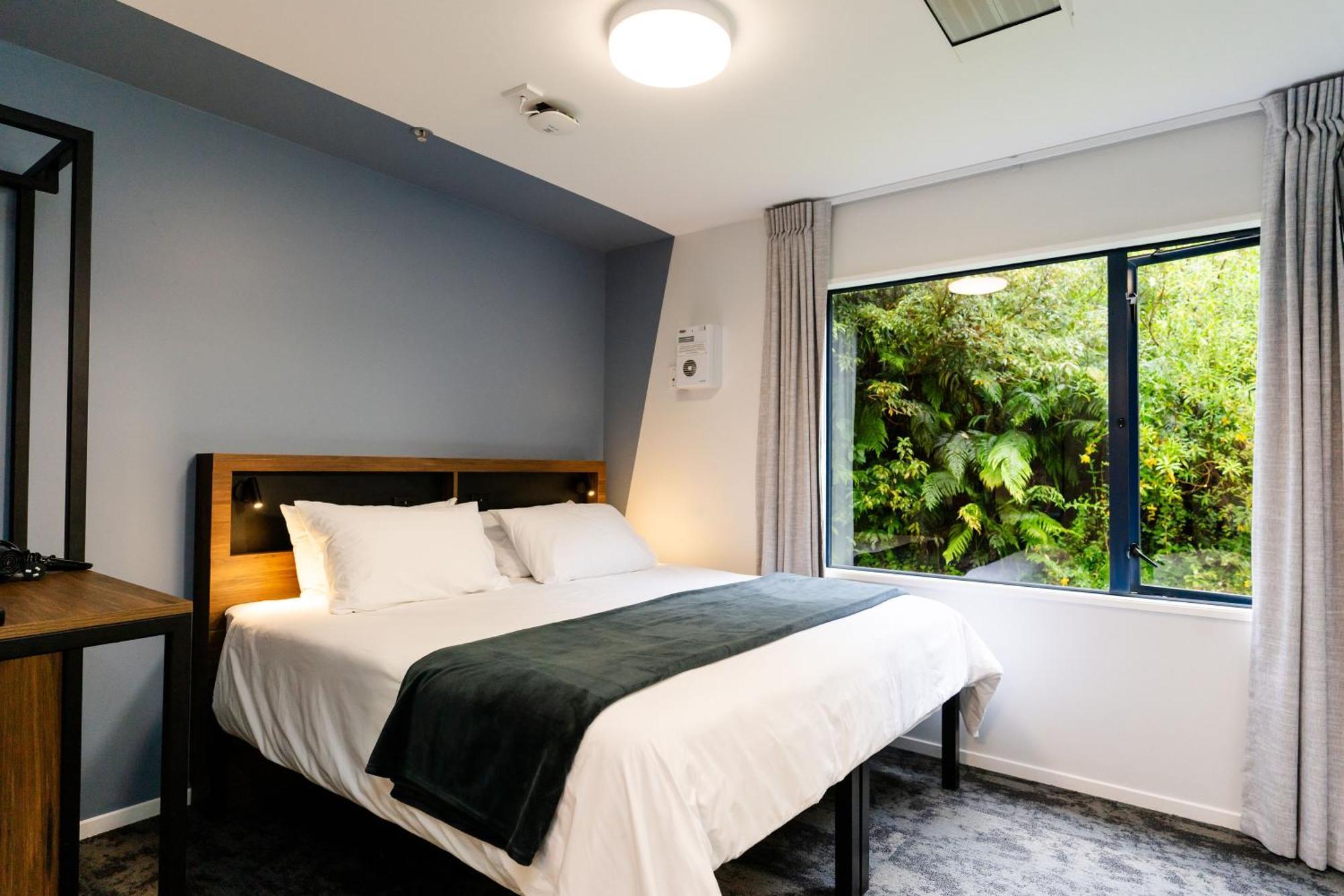 Haka House Franz Josef Hostel Екстериор снимка