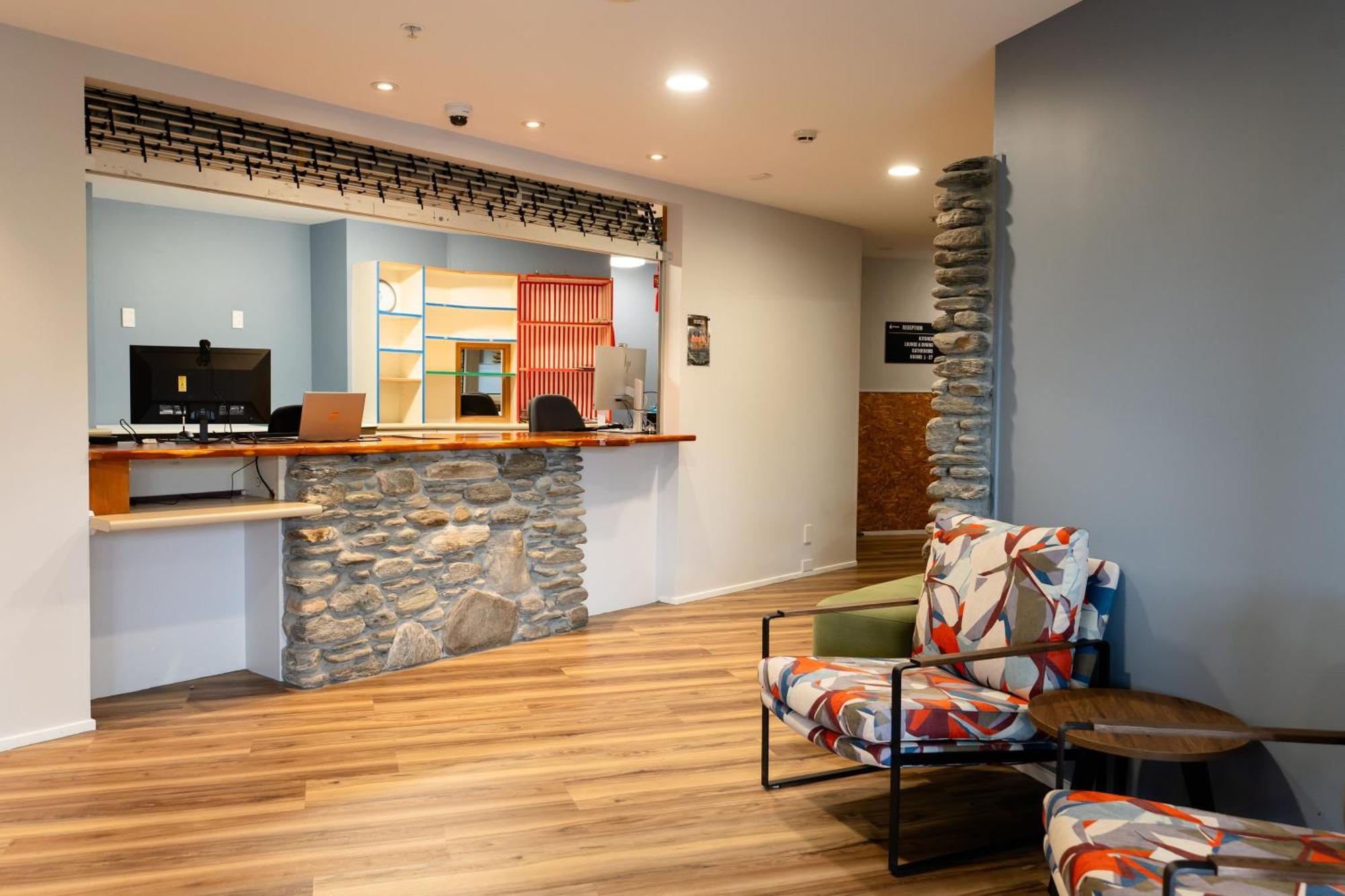 Haka House Franz Josef Hostel Екстериор снимка