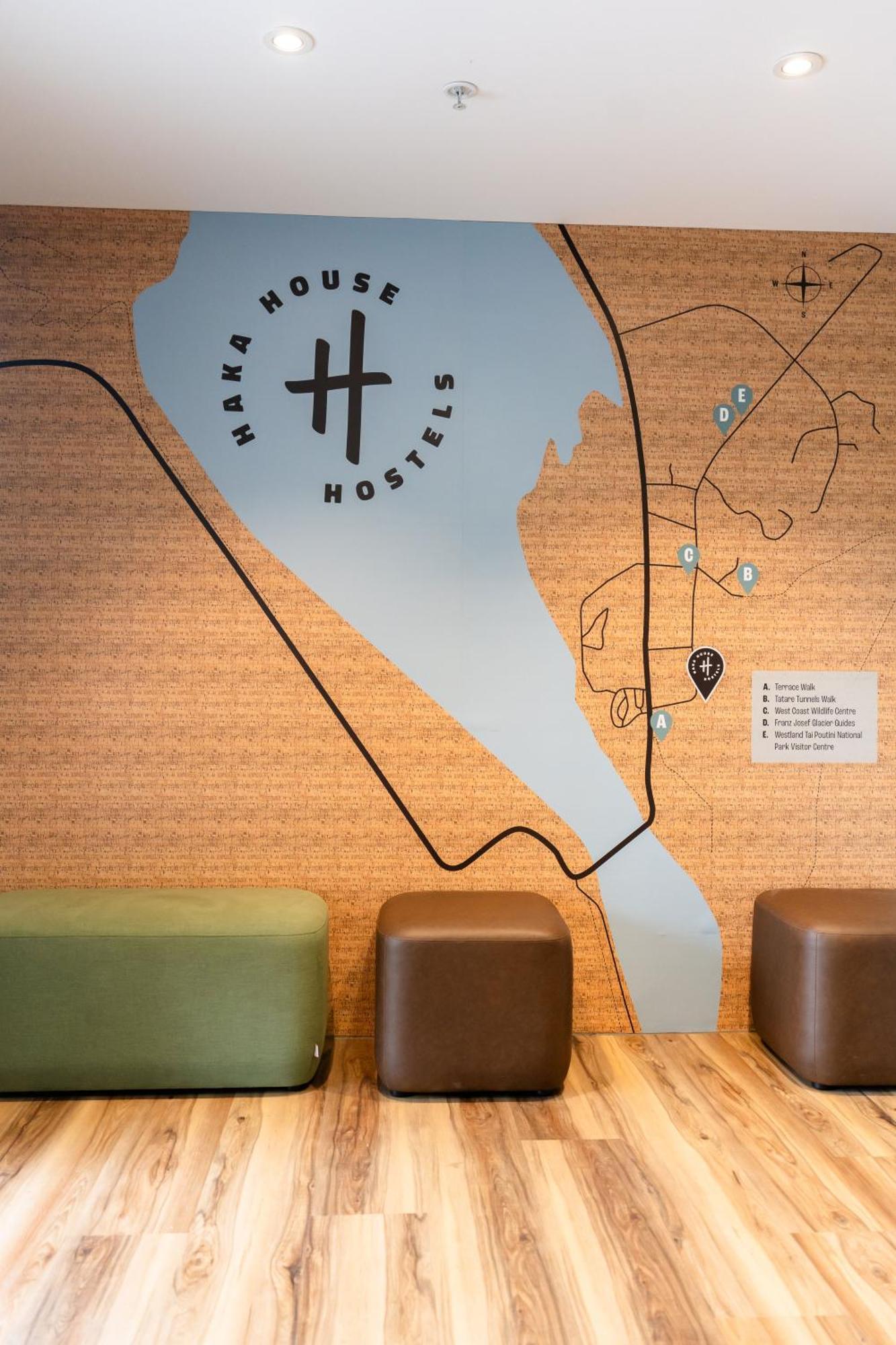 Haka House Franz Josef Hostel Екстериор снимка