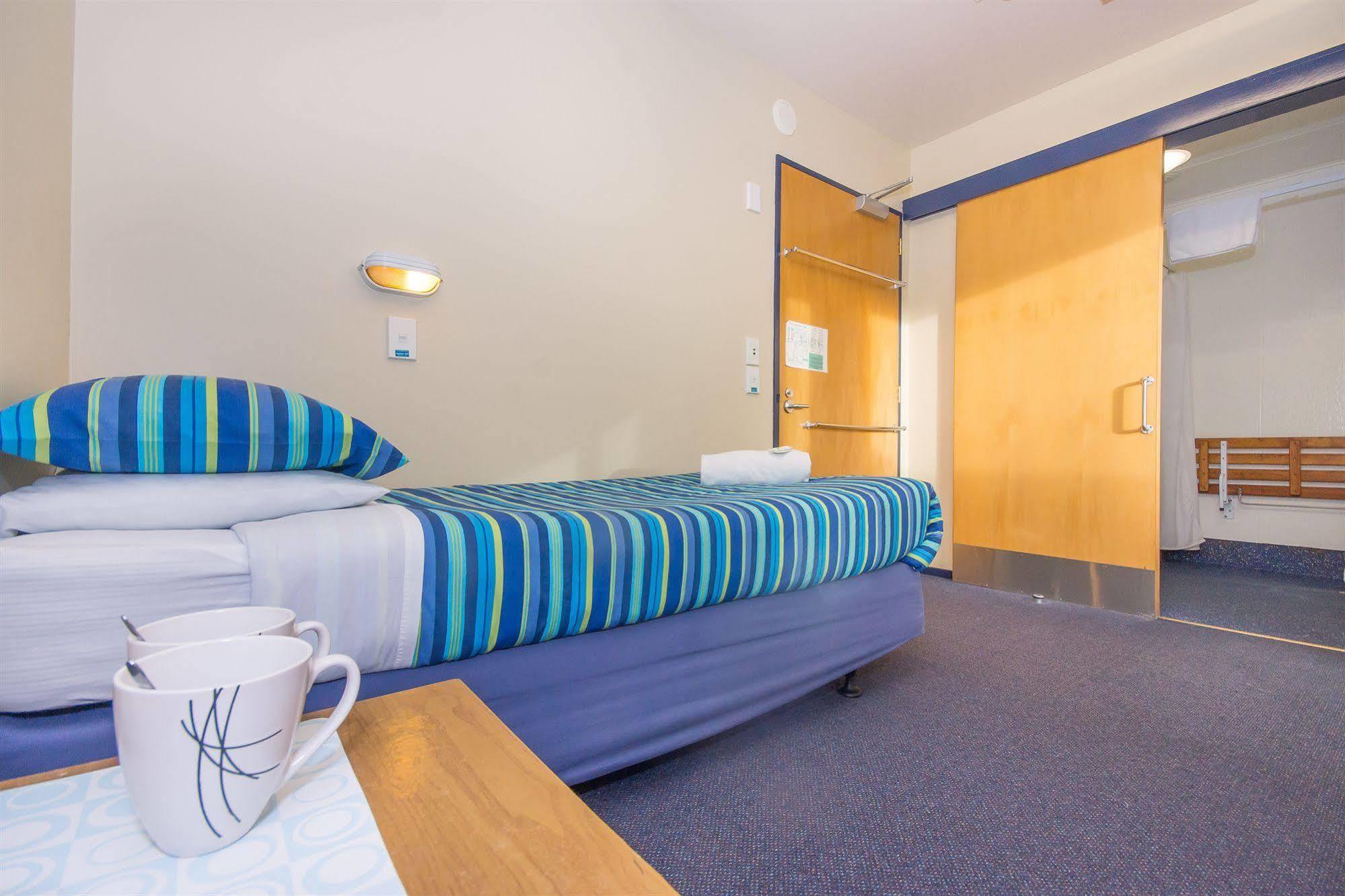 Haka House Franz Josef Hostel Екстериор снимка