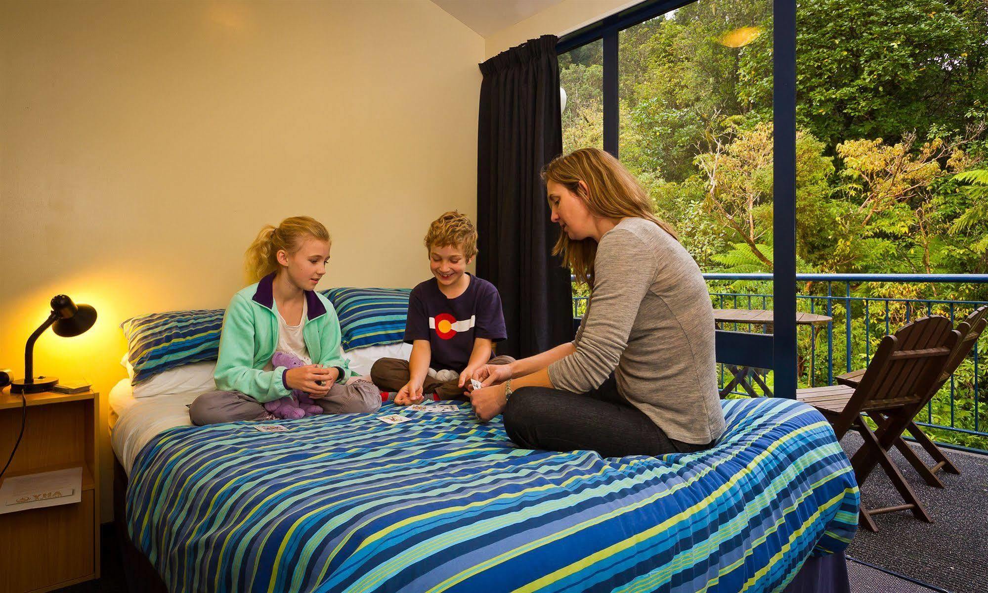 Haka House Franz Josef Hostel Екстериор снимка